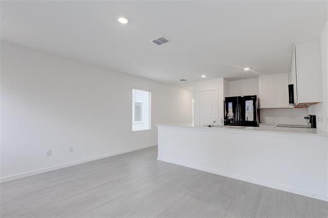 Building Photo - 800 Sandhill Crane Ln