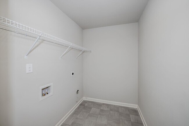 Building Photo - 1016 Sherwood Ln