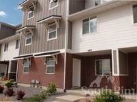 Building Photo - 660 Frost St