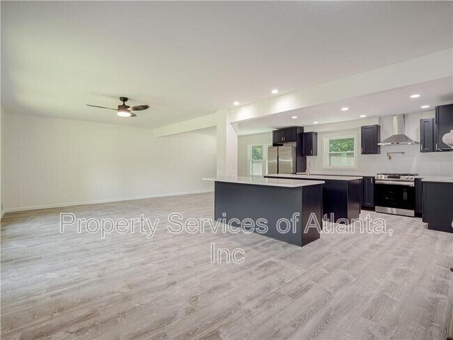 Building Photo - 4505 Myrtle Hill Rd NE