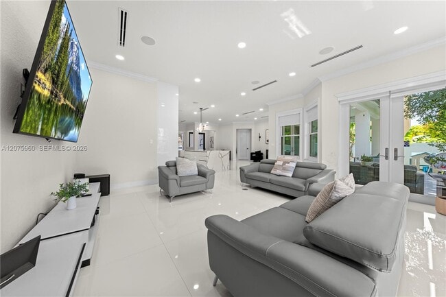 Building Photo - 2133 SW 118th Ave