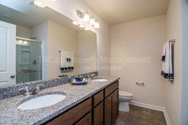 Building Photo - 415 White Oak Ridge Dr