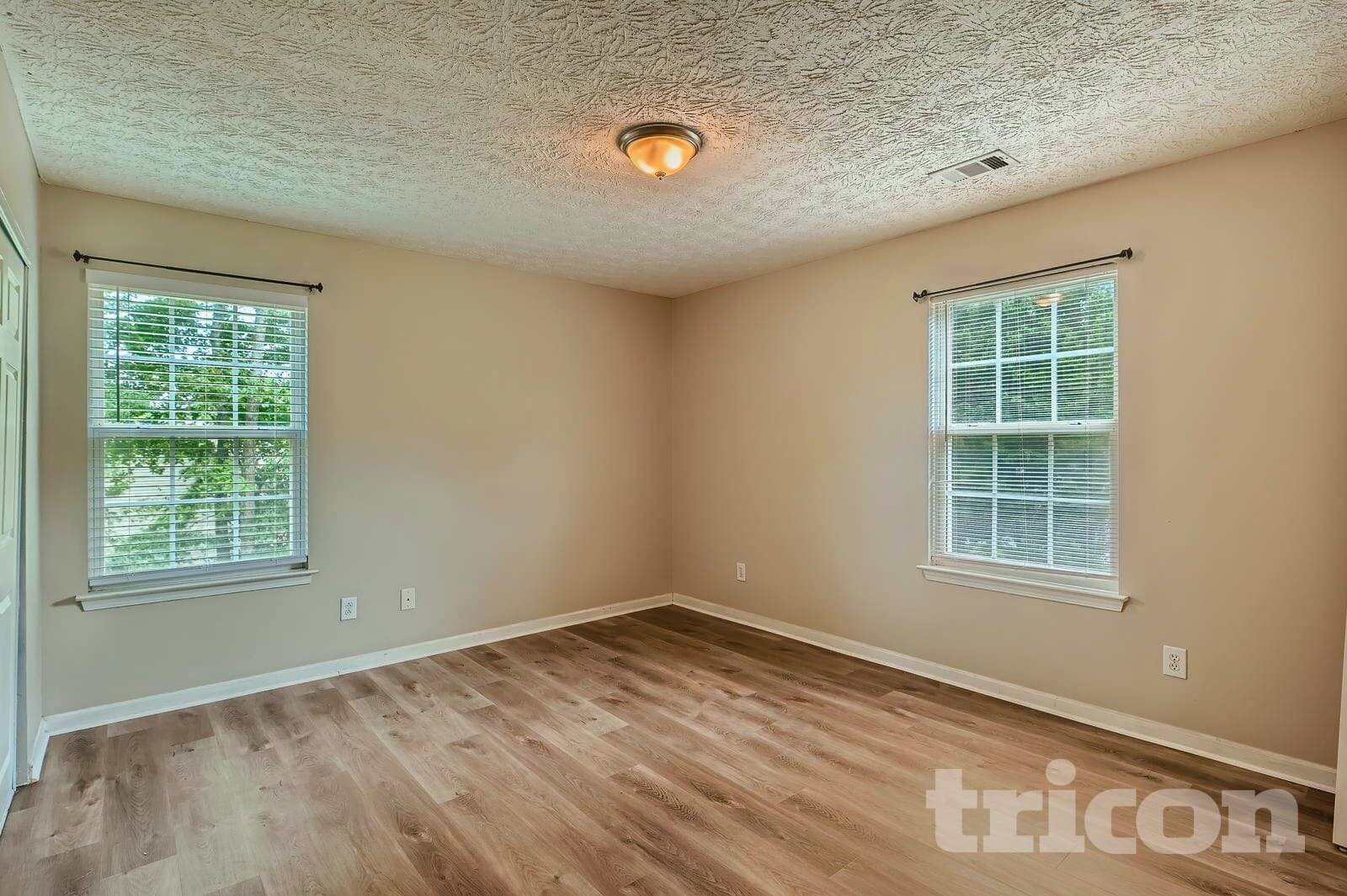 Building Photo - 5251 Miranda Way