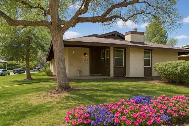 Building Photo - 3640 S Fairplay Way