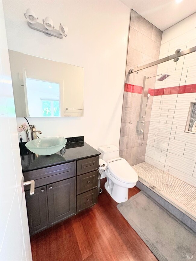 Building Photo - 5148 Paradise Dr
