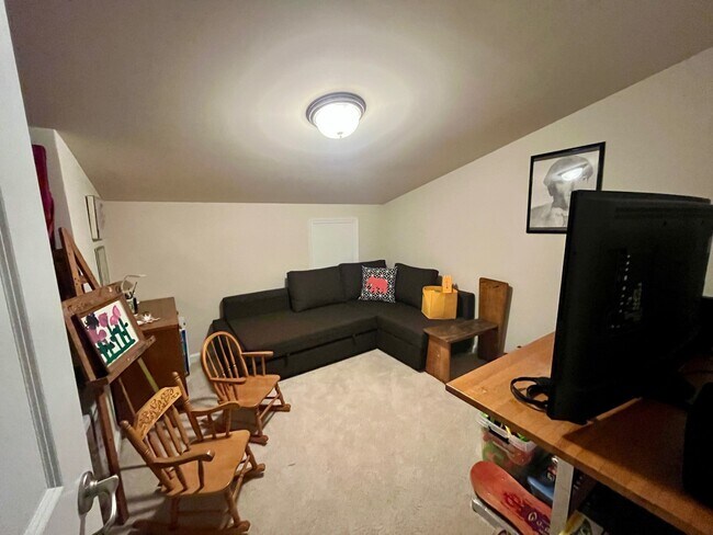 Building Photo - 3103 Abruzzo Pl