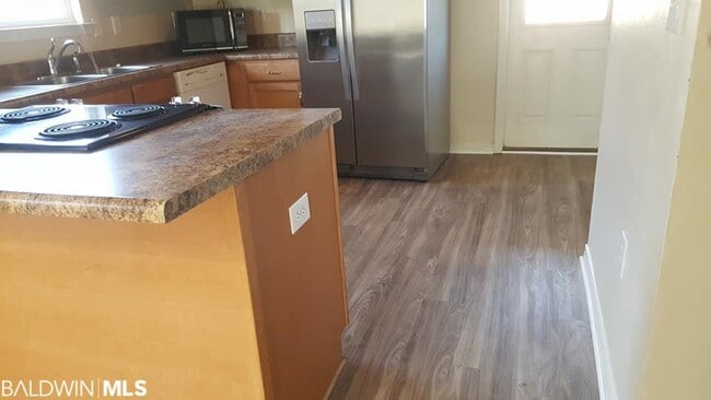 Building Photo - 1470 Majesty Loop