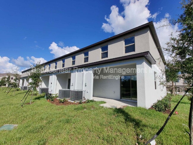 Building Photo - 23251 Willow Glen Way