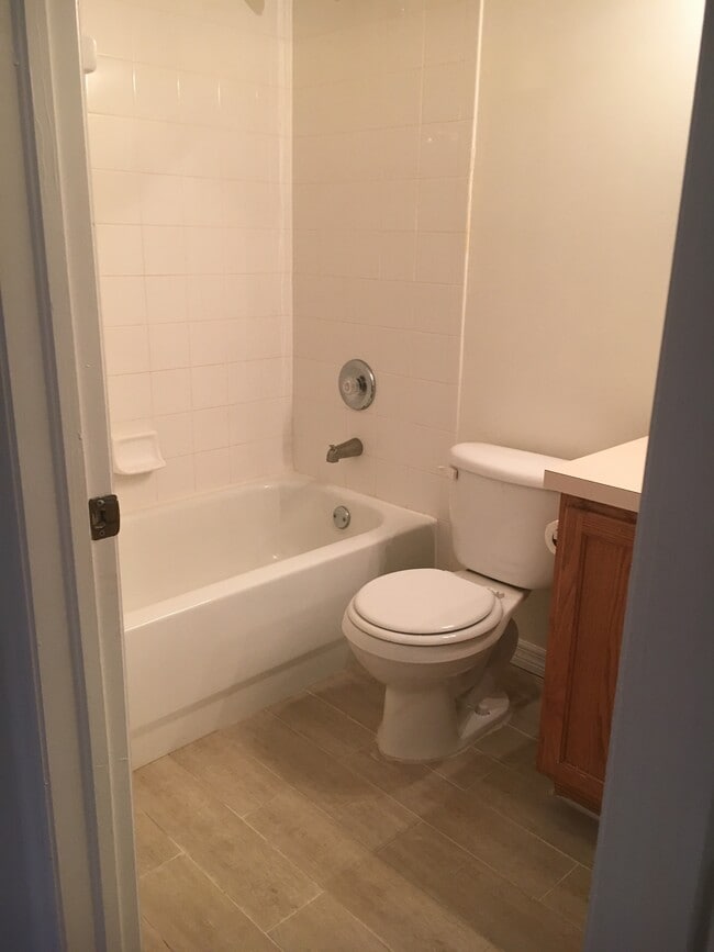 Building Photo - 8652 Hunters Key Cir