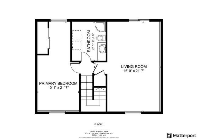 Building Photo - Light & Bright End Unit Townhouse!
