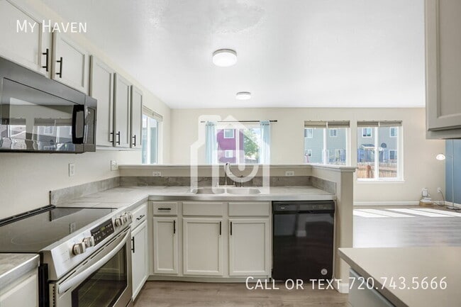 Building Photo - 4587 Cornish Way