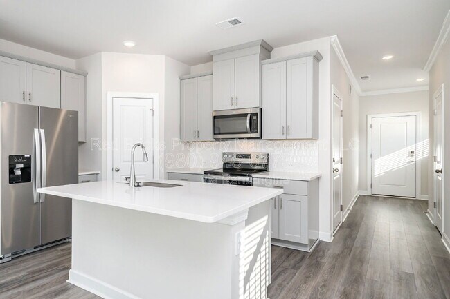 Building Photo - 3483 Backwater St