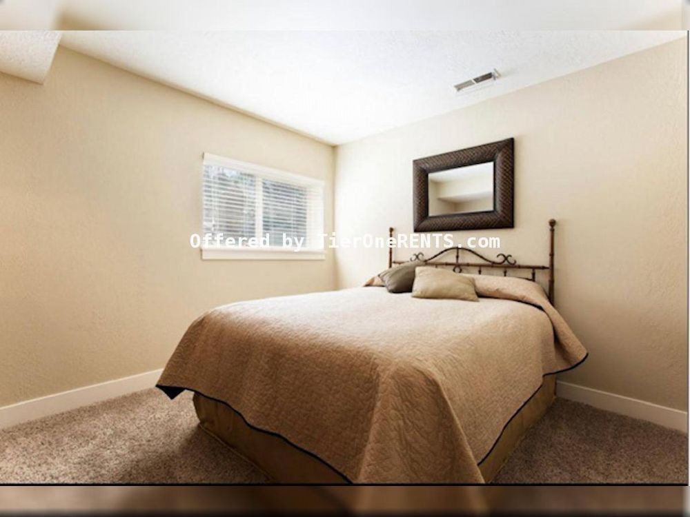 Building Photo - This property offers a NO DEPOSIT option available for qualified renters!