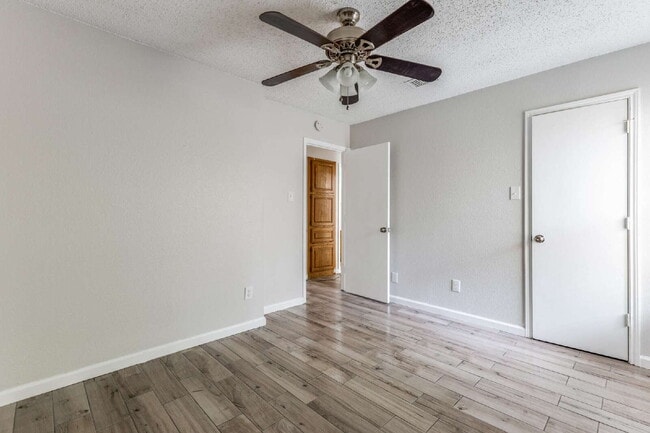 Building Photo - Easy Access to Highways with this 3BR in Arlington