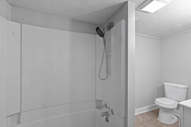 Building Photo - 1008 N Boone St