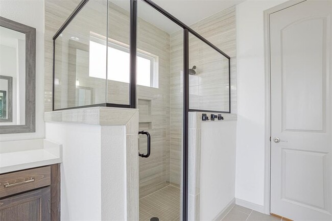 Building Photo - 228 Barton Oak Trl