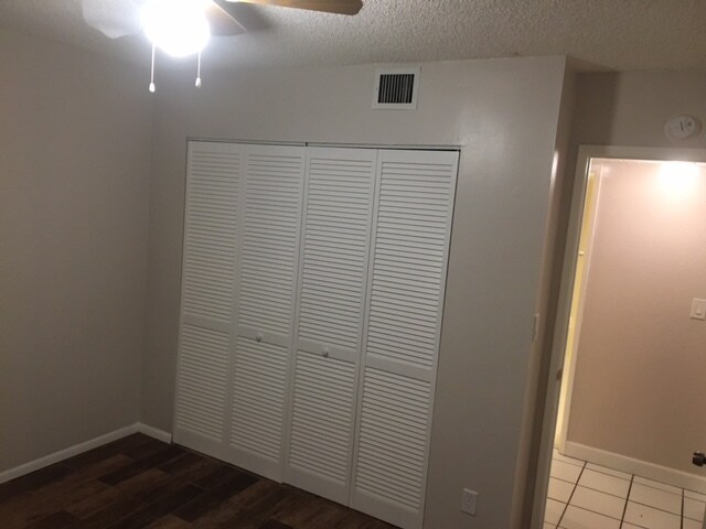 Building Photo - 612 Gardens Dr