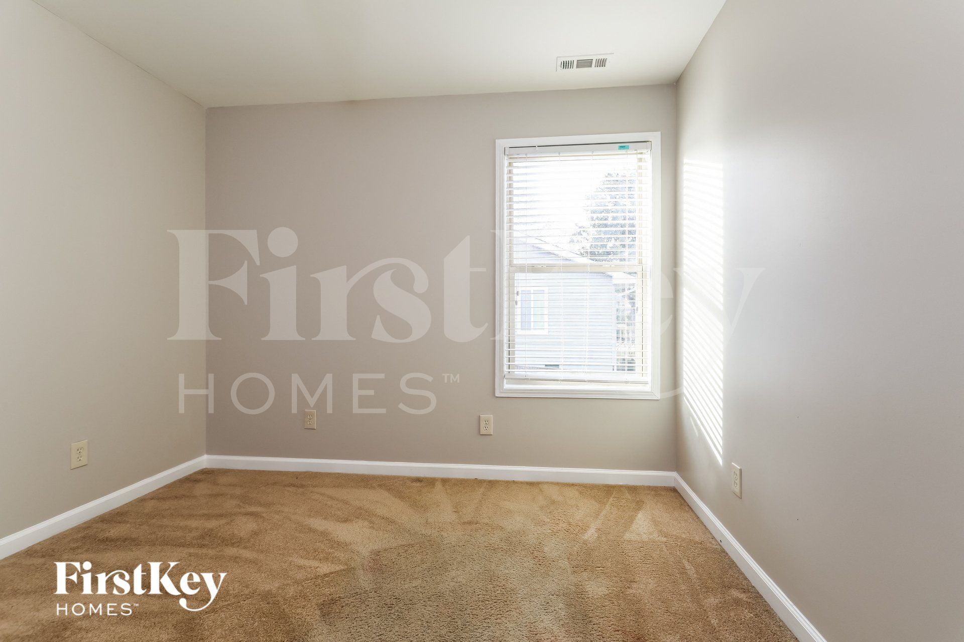 Building Photo - 66 Clifton Dr