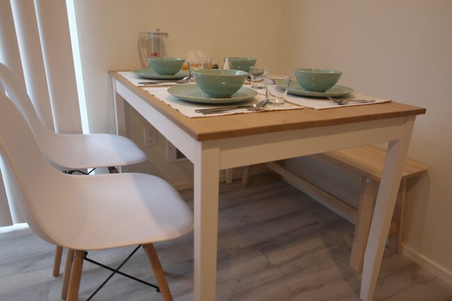 Building Photo - 1605 South Main St