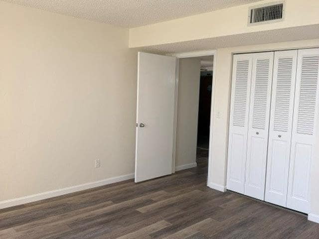 Building Photo - 3580 S Ocean Shore Blvd