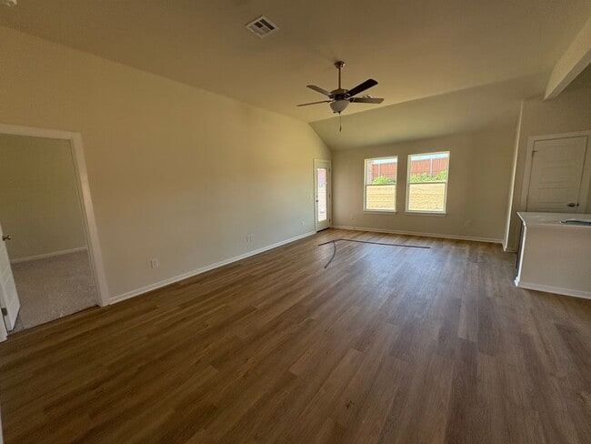 Building Photo - Beautiful New Home!  Pictures coming soon.