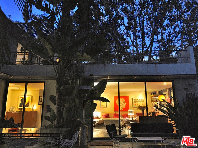 Building Photo - 1467 Queens Rd