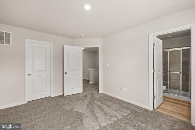 Building Photo - 1357 Cedar Vly Rd