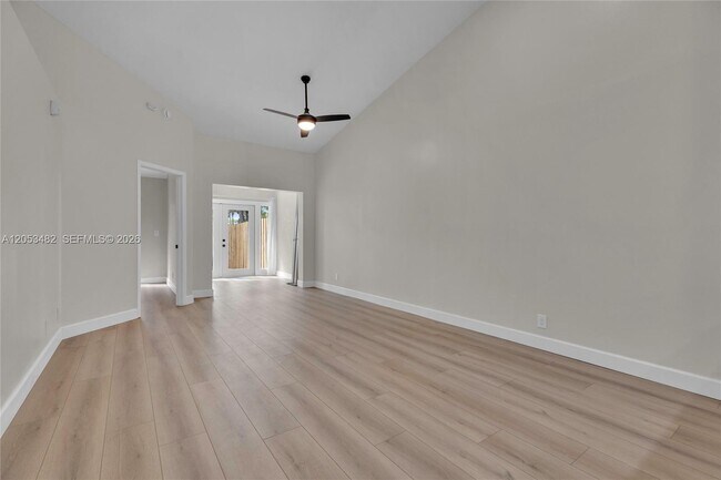 Building Photo - 11061 NW 38th Pl
