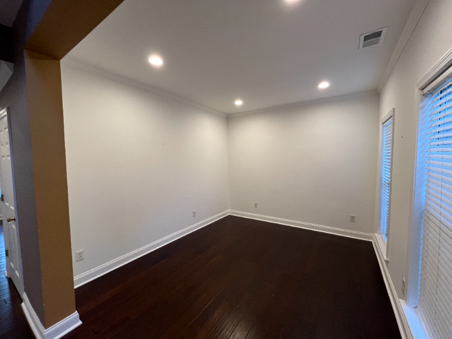 Building Photo - 2258 Caneridge Trail SW