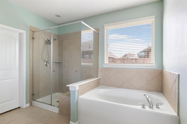 Building Photo - 2324 Vineyard Terrace Ln