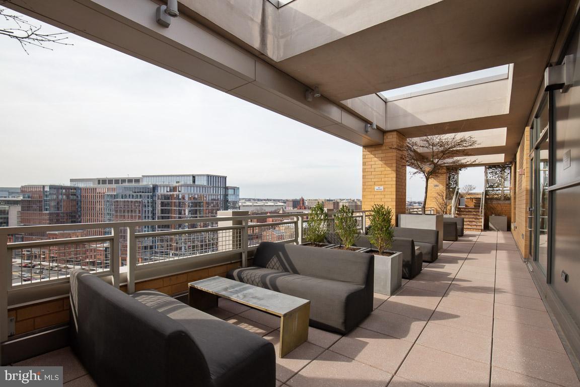 Building Photo - 475 K St NW