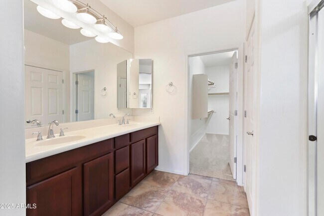 Building Photo - 20934 Sweet Dreams Dr