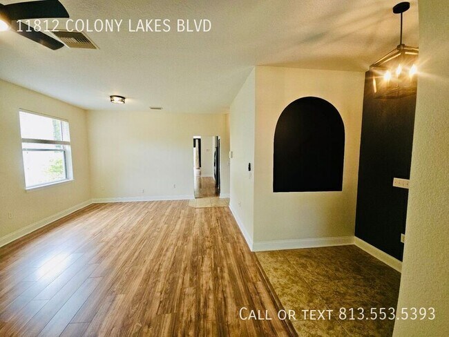 Building Photo - 11812 Colony Lakes Blvd