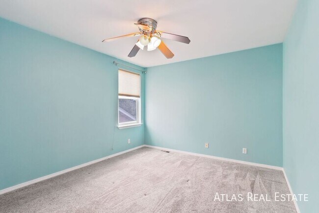 Building Photo - 15452 E 7th Ave