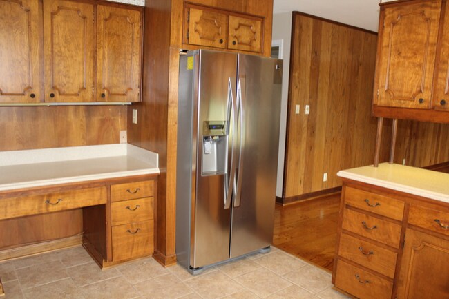 Building Photo - 103 Terrace Ct