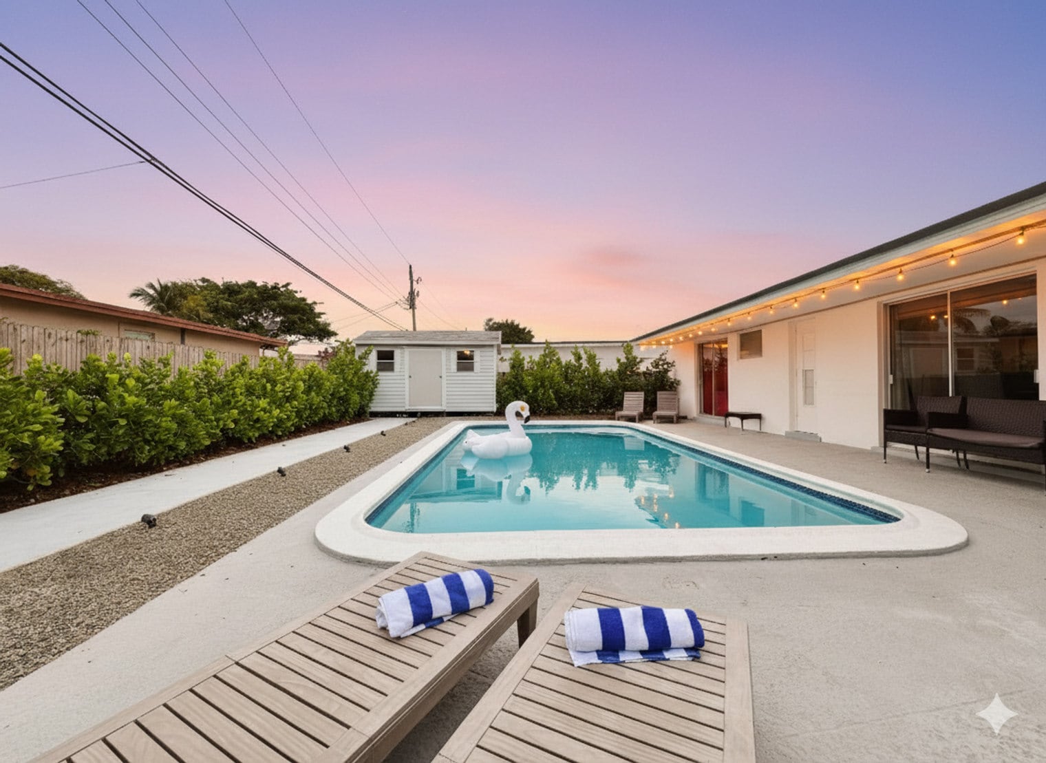 Building Photo - 2841 SW 4th Ct