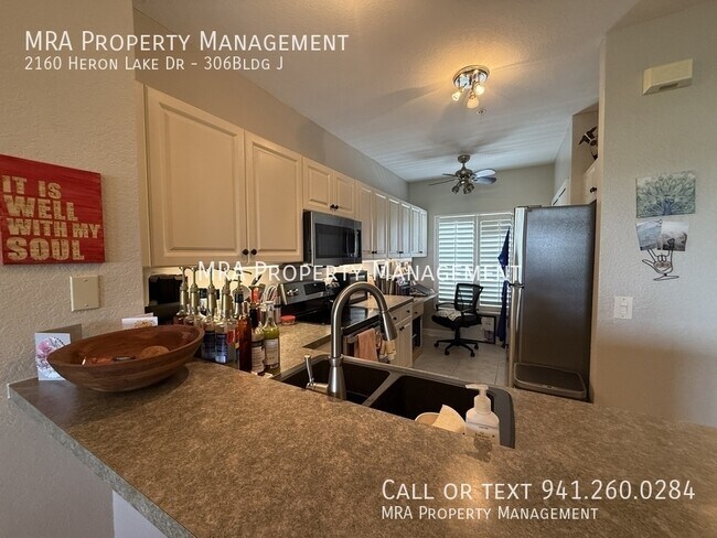 Building Photo - 2160 Heron Lake Dr