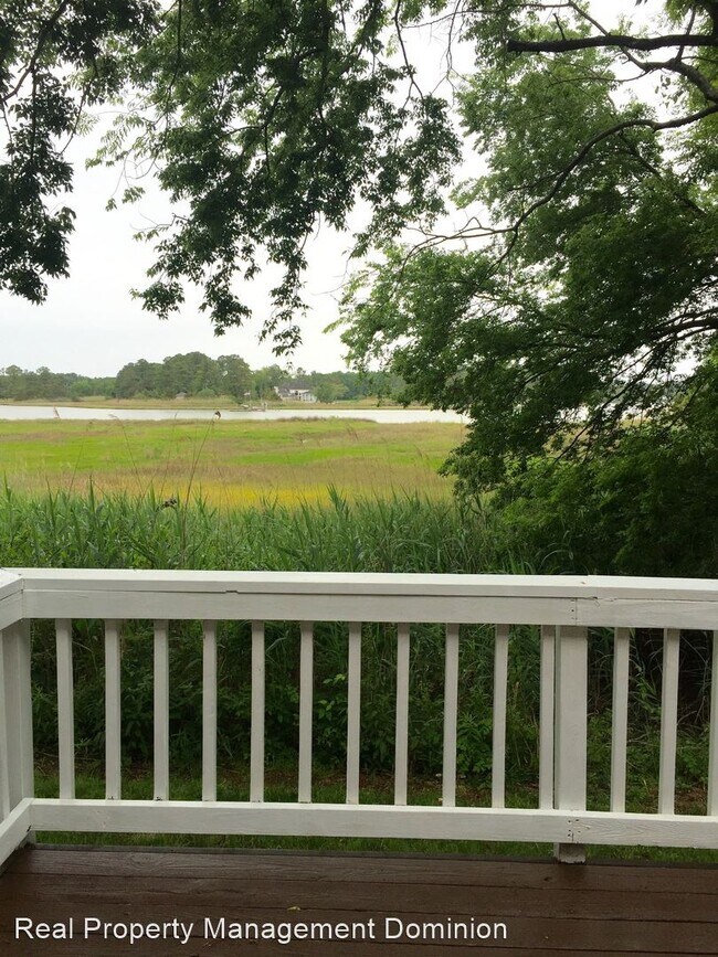 Building Photo - 3 br, 2 bath House - 100 River Walk Court