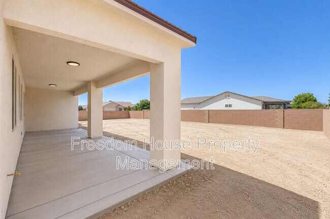 Building Photo - 6380 Waterford St