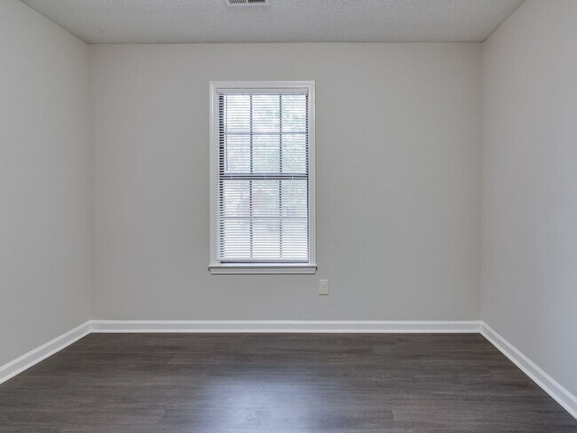 Building Photo - Spacious 3BR/2BA Bartlett rental home in GREAT location!