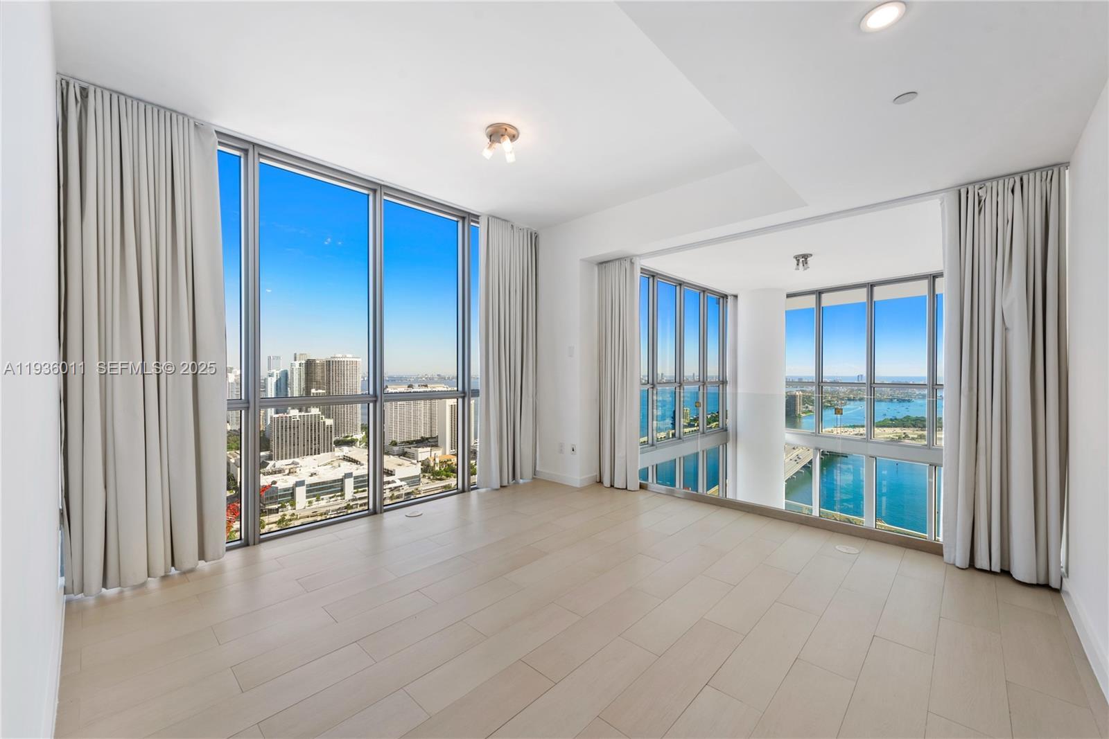 Building Photo - 1100 Biscayne Blvd