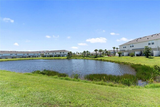 Building Photo - 15117 Cuzcorro Ct