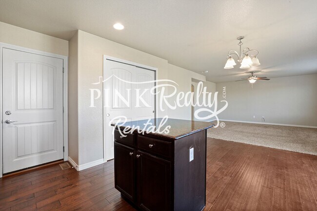 Building Photo - 10026 Intrepid Way