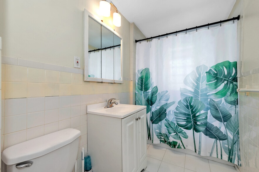 Building Photo - 301 Alewife Brook Pky