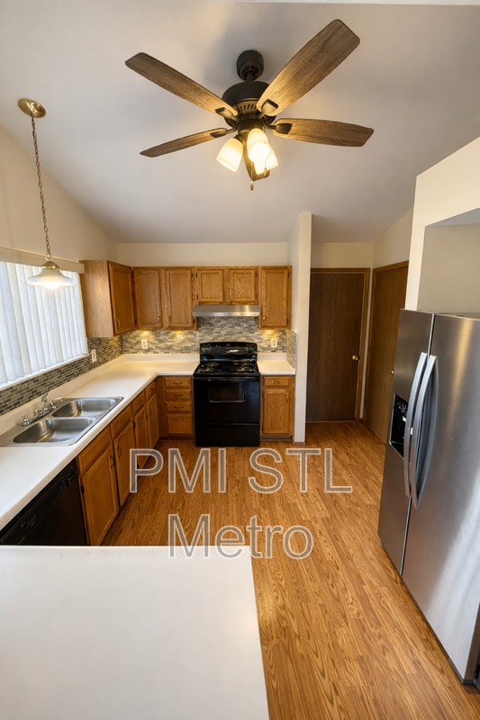 Building Photo - 3865 Kentucky Derby Dr