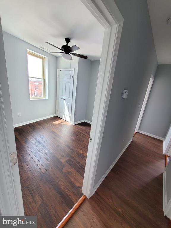 Building Photo - 27 S Fulton Ave