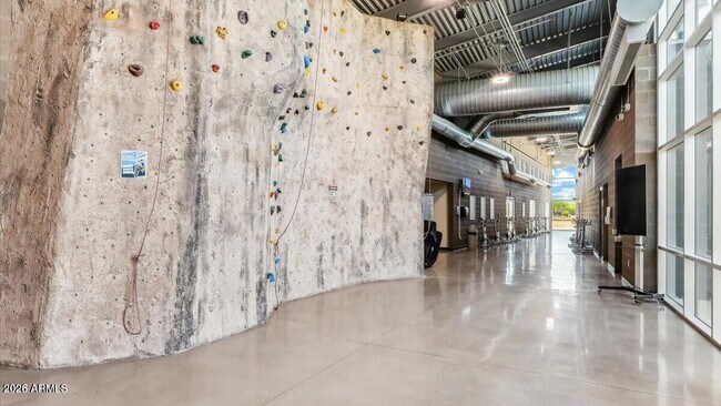 Building Photo - 4750 E Chromium Rd