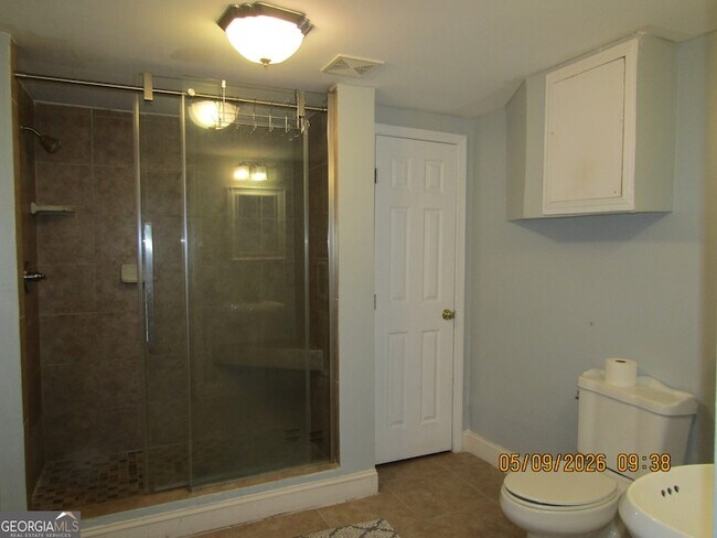 Building Photo - 2811 Weatherstone Cir SE
