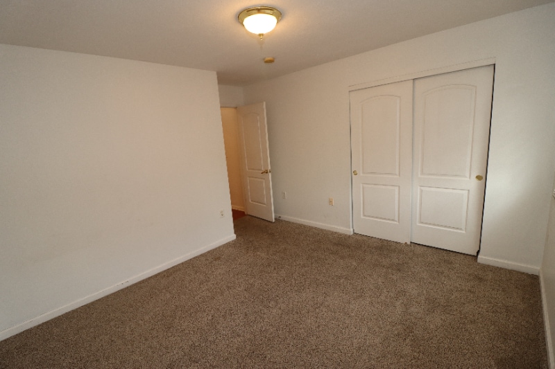 Building Photo - 681 Spring Valley Dr