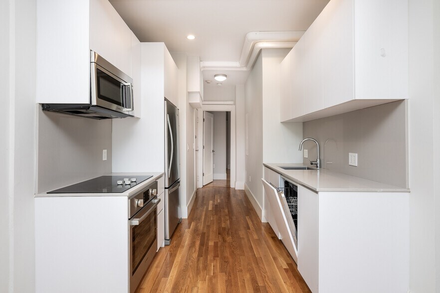 Building Photo - 19 Elko St